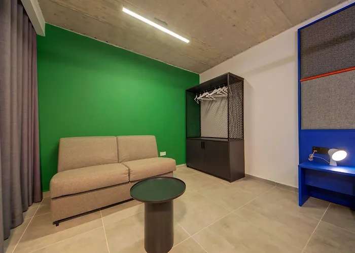 Ikyk (adults Only) 3*